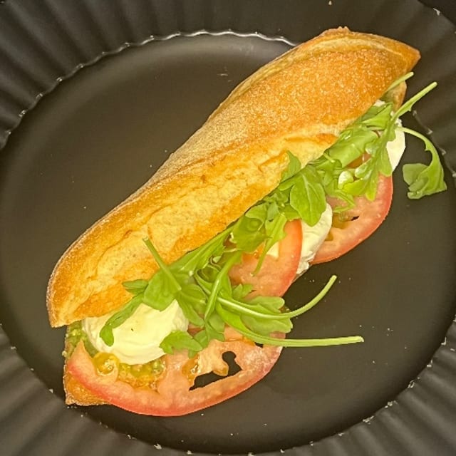 Mozzarella Sandwich.