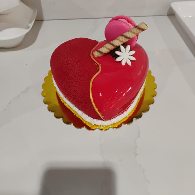 Whole Choco-strawberry (Pre Order Only).