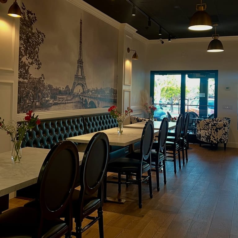 French Charm, Artisan Pastries & Cozy Bistro